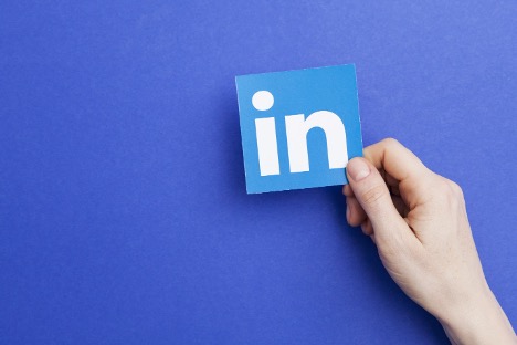 How to Write a Professional LinkedIn Profile